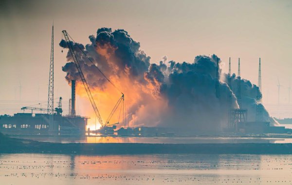 51策略 东方航天港保障再升级！智神星一号海上试车成功
